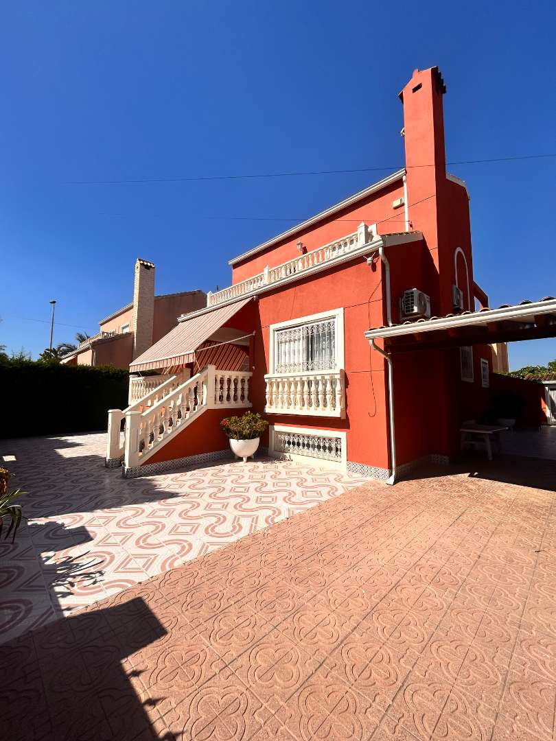 Casa o chalet en venta en Carrer Pino Verde, Valverde